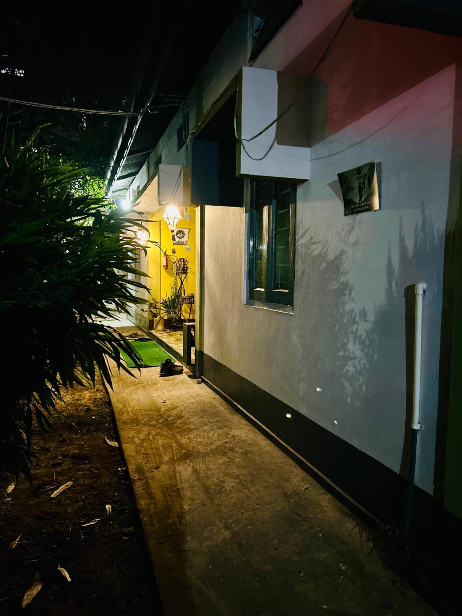 Stargaze Backpackers Hostel Guwahati Eksteriør billede