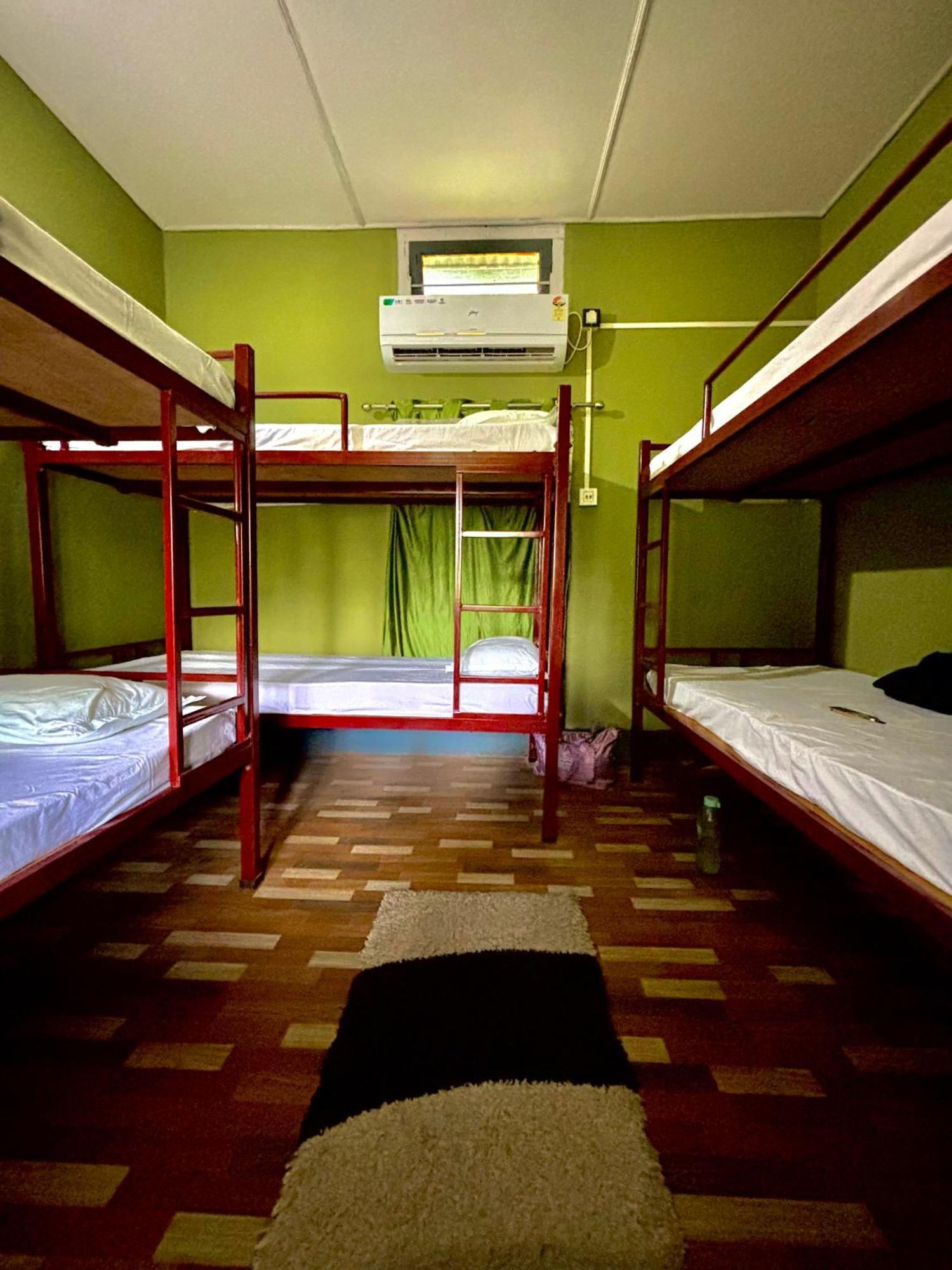 Stargaze Backpackers Hostel Guwahati Eksteriør billede
